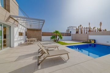 Glæsilegt hús í El Raso Mikið lækkað verð - Spain Penthouses